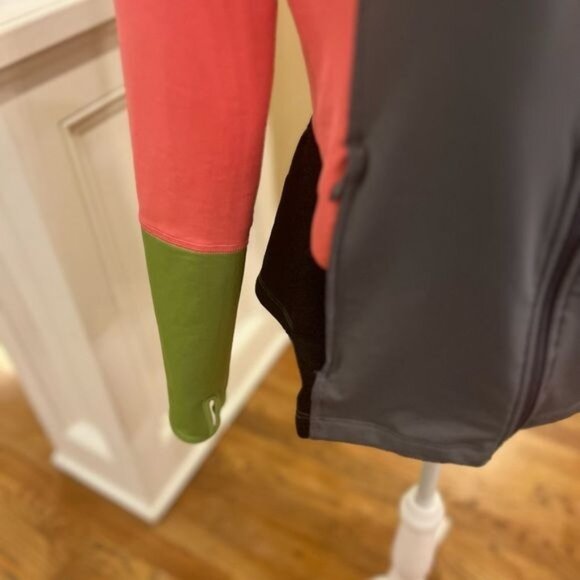 Spanx Women’s Jacket Size Large Mod Bod Zip Up Gray Colorblock Athleisure Gym - Picture 11 of 11